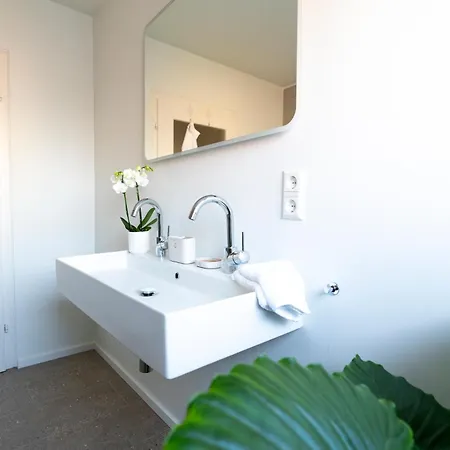 Seerose - W14, Zentral In Bahnhofsnaehe, Kueche, 3 Schlafzimmer Lejlighed *