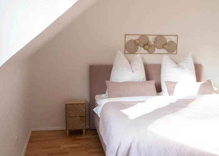 Seerose - W14, Zentral In Bahnhofsnaehe, Kueche, 3 Schlafzimmer אולם