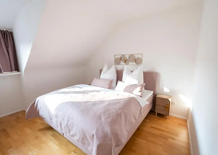 Seerose - W14, Zentral In Bahnhofsnaehe, Kueche, 3 Schlafzimmer דירה אולם